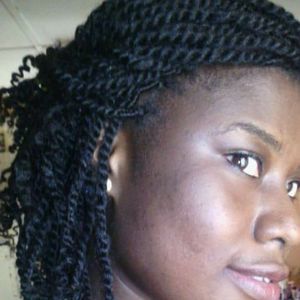 Meet your Posher, Efua